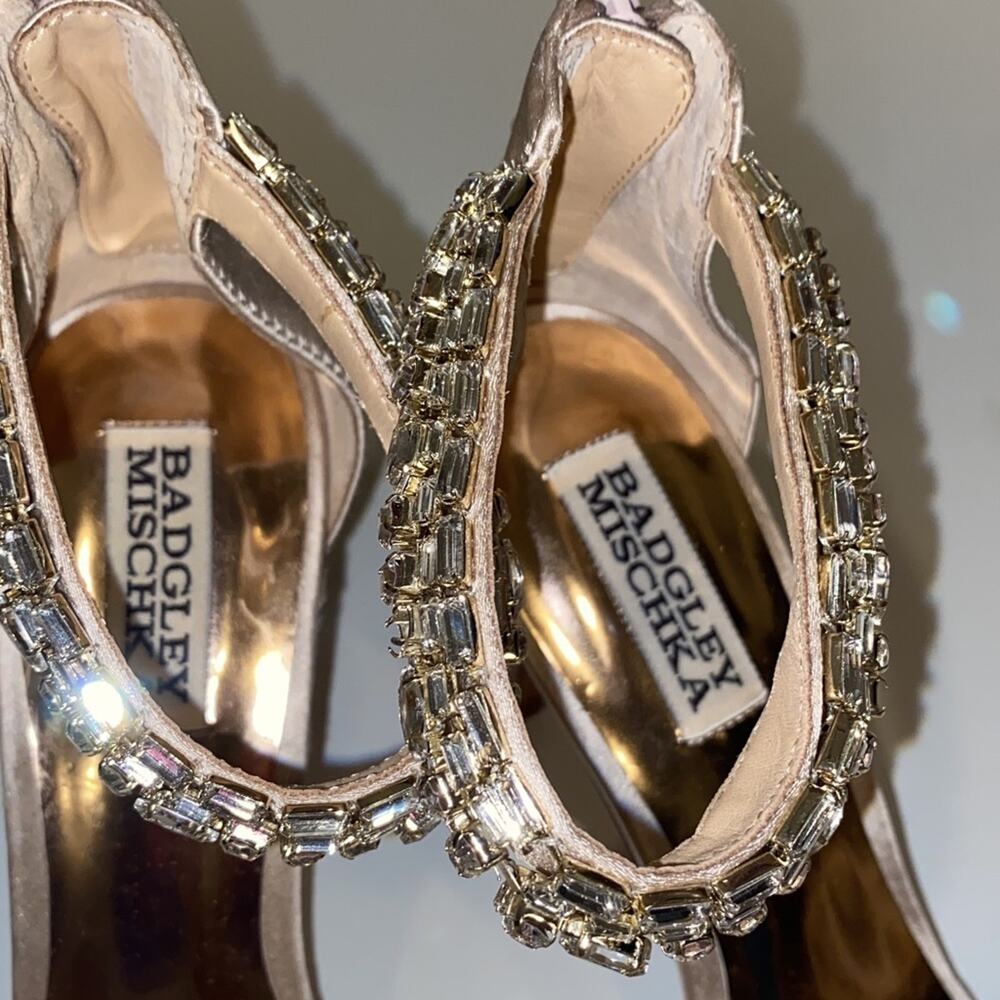 Badgley Mischka Heels - Picture 4 of 9